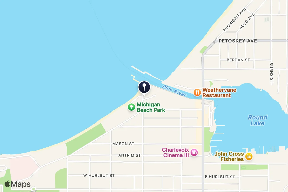 Charlevoix South Pier Light – Charlevoix, Michigan | Spottos